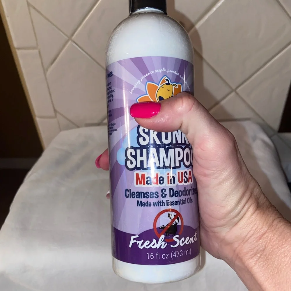 New - Bodhi skunk Shampoo Pet for Cats & Dogs sealed